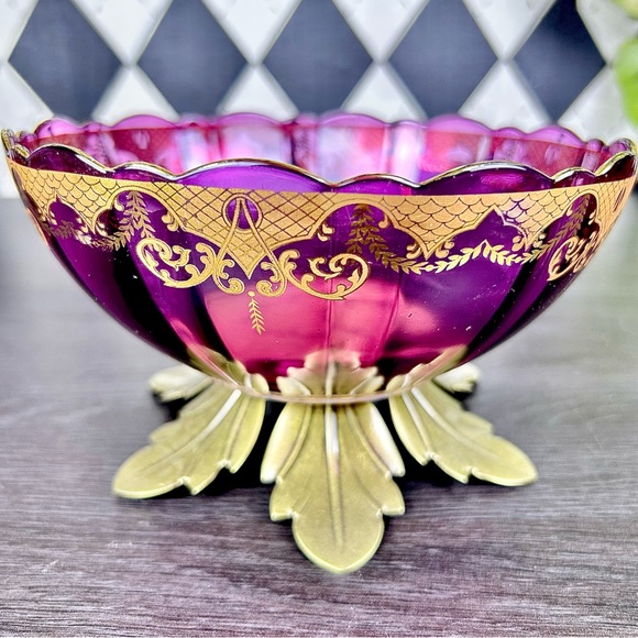 Martha Willard Purple Glass Compote Gilt Brass Base 7 Pedestal Centerpiece Bowl